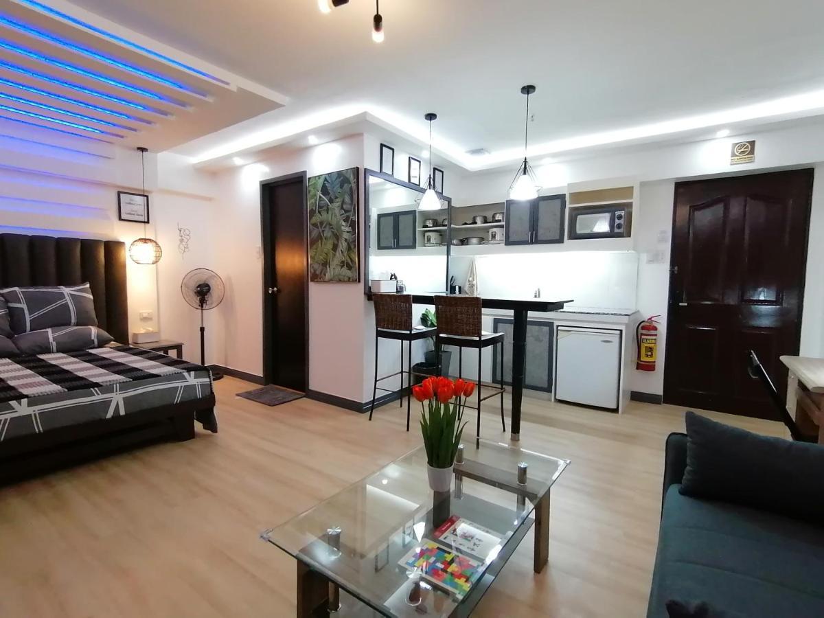 Condo Azur Suites E507 Near Airport, Netflix, Stylish, Cozy With Swimming Pool Lapu-Lapu City Bagian luar foto